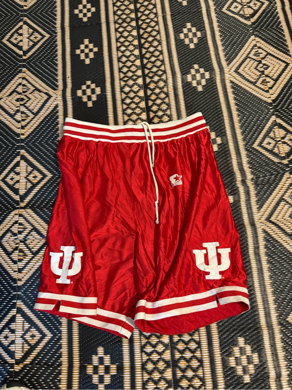 Indiana Hoosiers, basketball shorts, vintage starter, rare size XL